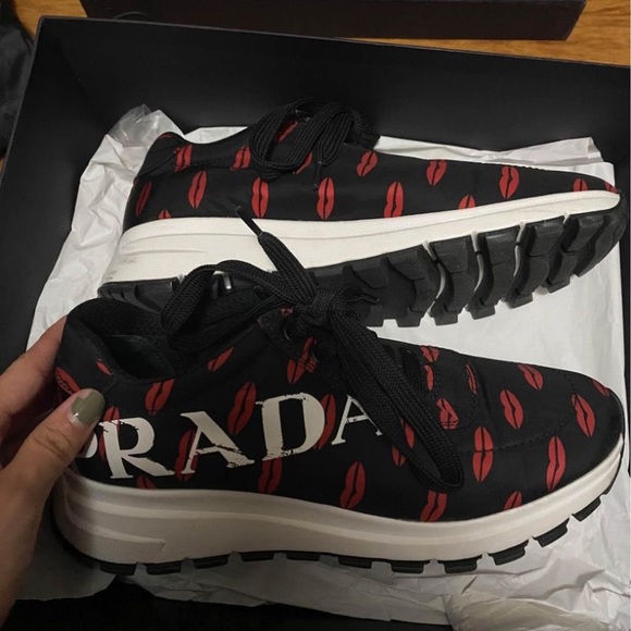 100% original prada chuncky sneakers - Picture 1 of 6